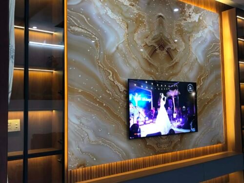 Vách Tivi Phủ Tấm Ceramic Tráng Gương Cao Cấp 150